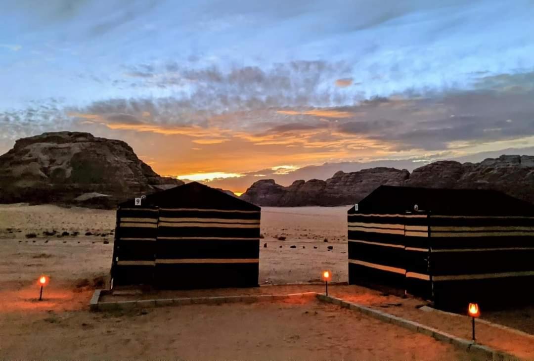 Отель Wadi Rum Desert Heart Camp Экстерьер фото