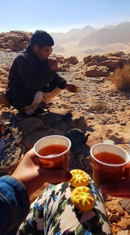 Отель Wadi Rum Desert Heart Camp Экстерьер фото